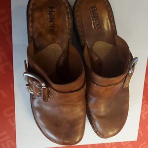 Born Brown Leather Clogs Buckle Platform Wood Look Heels Women’s 9